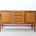Long wooden unit
